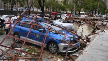 Al menos 18 muertos y 14 desaparecidos por el tifón Lekima que azota a China