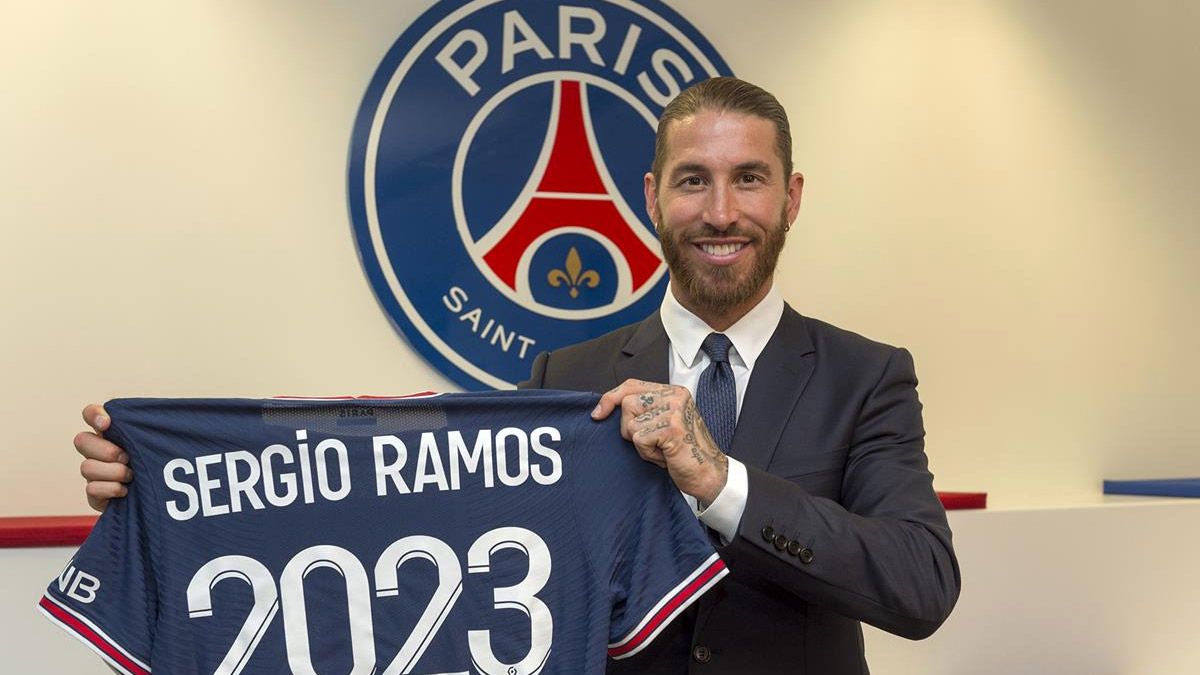Sergio Ramos fue presentado como flamante refuerzo del PSG