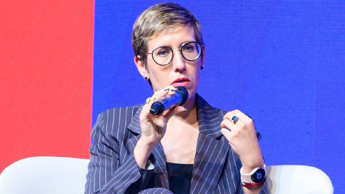 Jimena Latorre pasó por el foro de AmCham