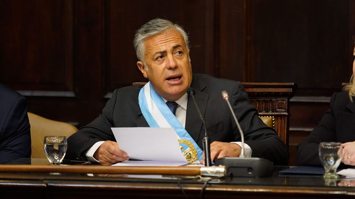 El gobernador Alfredo Cornejo lamentó la tragedia en Godoy Cruz tras el accidente en el Acceso Sur que terminó con dos muertos a causa de un conductor borracho.