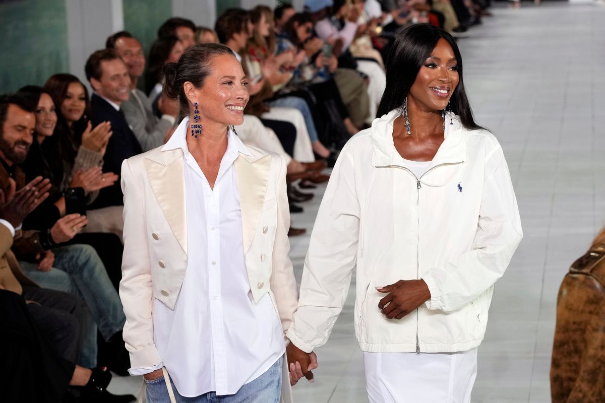 Christy y Naomi, iguales que hace 30 años en la industria de la moda. Christy y Naomi, iguales que hace 30 años en la industria de la moda.