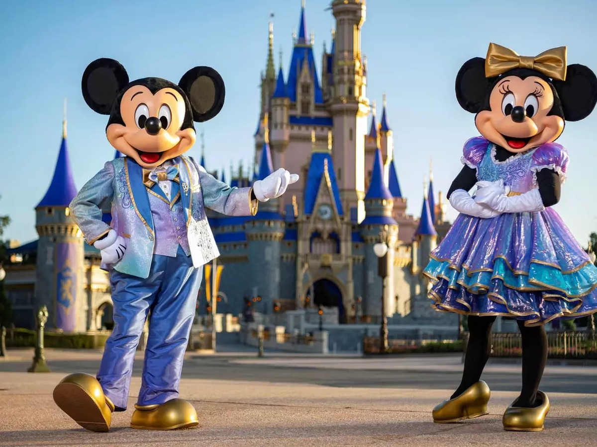 Los parques de Disney fueron los más visitados del mundo en 2023, atrayendo a 142 millones de turistas.