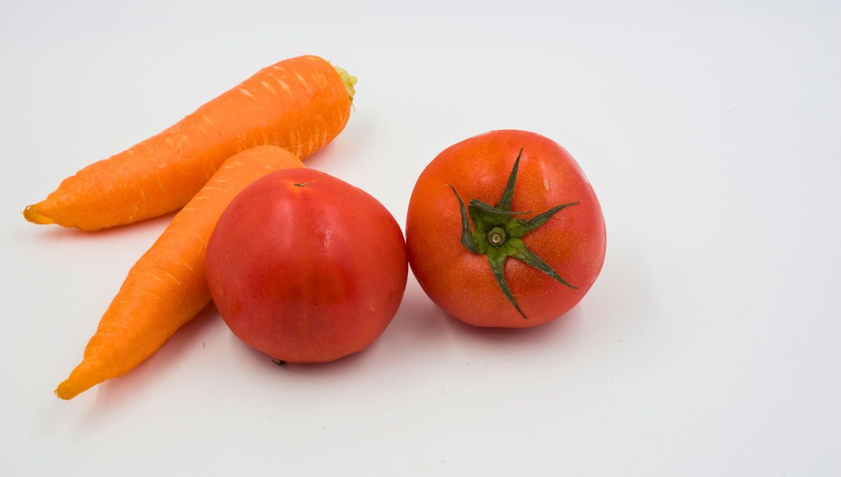 El consumo de tomate y zanahoria son garant&iacute;a de comer rico y sano. Crudos o cocidos, para aprovechar al m&aacute;ximo sus nutrientes pueden comerse tanto juntos como separados.