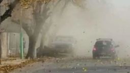 Así se vive el viento Zonda en diferentes puntos de la provincia