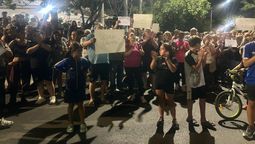 Cientos de vecinos en apoyo a Franco Correa. Cientos de vecinos en apoyo a Franco Correa.