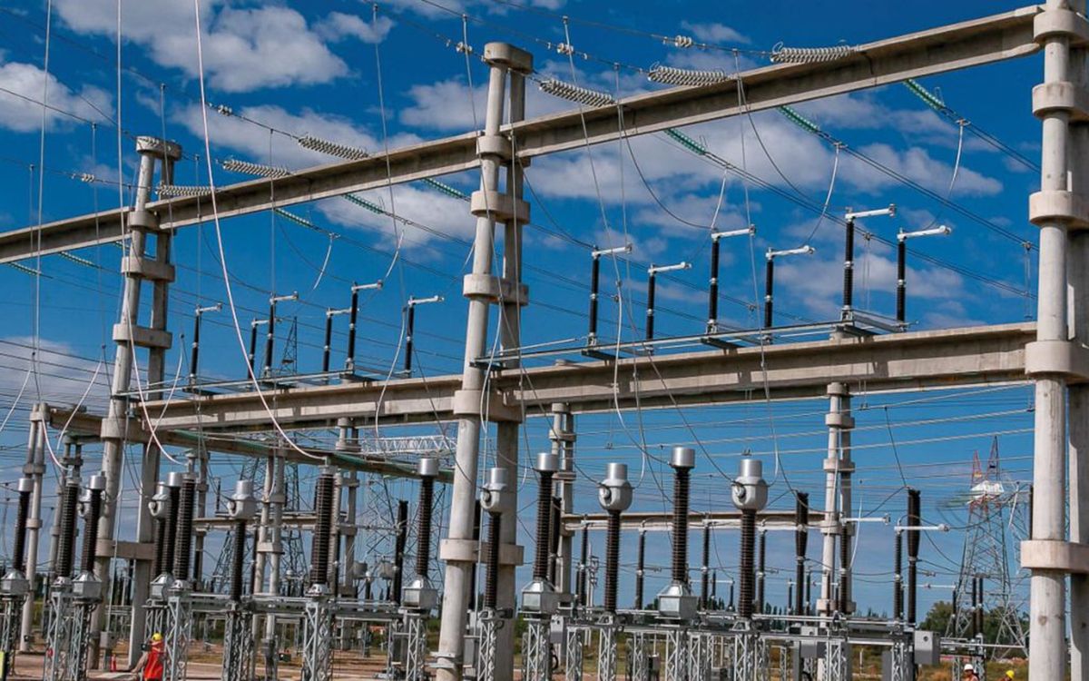 Alfredo Cornejo anunció que destinará U$S51 millones a la construcción de una estación transformadora de energía y a la ampliación de otra para mejorar la generación energética del Valle de Uco. 