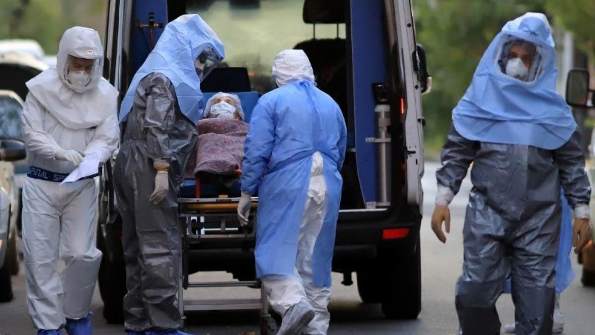 La cifra de fallecimientos por Covid se ha mantenido muy alta desde que comenzó abril.