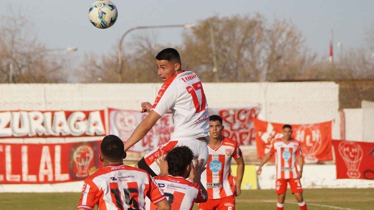San Martín y Huracán Las Heras se enfrentarán en el Este.