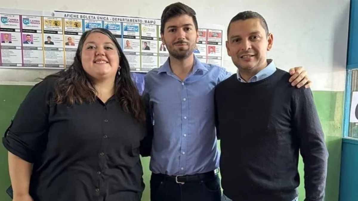 Sófía Adaro, Nicolás Cortez y Víctor da Vila.