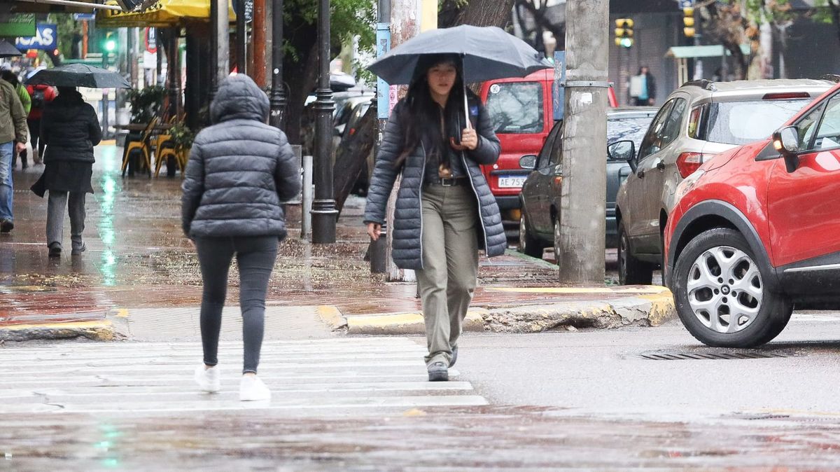 La tormenta de Santa Rosa llegará desde la noche del viernes y se mantendrá con lluvias hasta la noche del domingo.