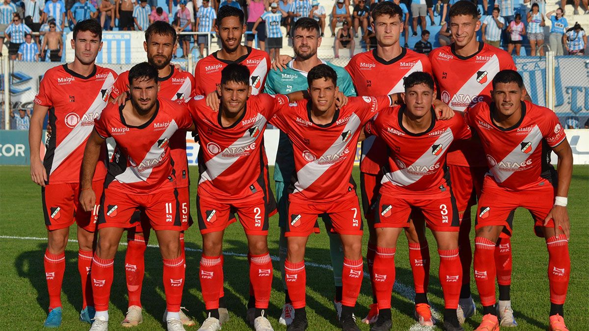 Deportivo Maipú tras su buen arranque ante Racing de Córdoba se prepara para su debut de local ante Quilmes.