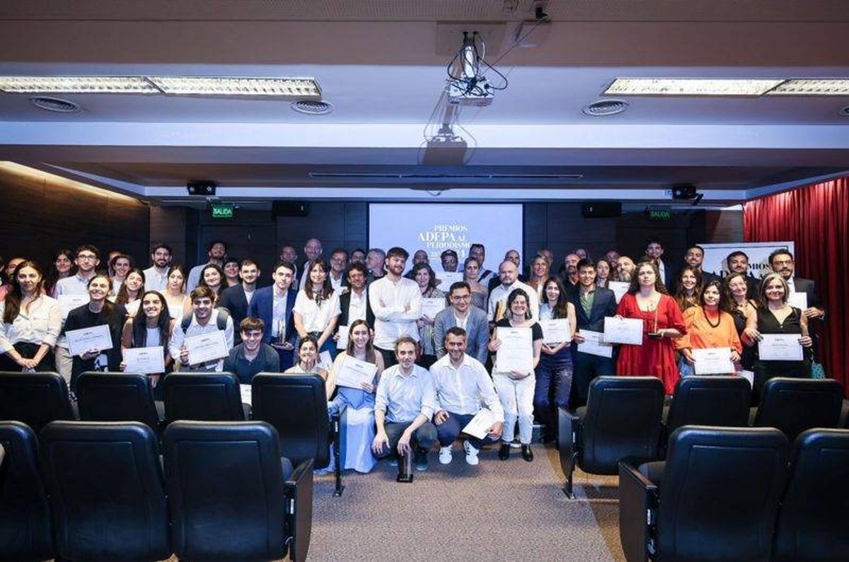 El cierre, con los premiados en distintas categorías El cierre, con los premiados en distintas categorías