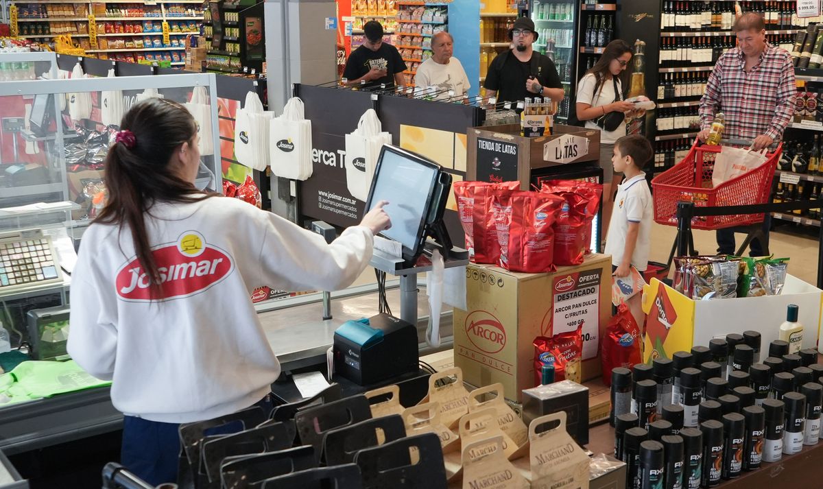 El titular del gremio de empleados de comercio, Fernando Ligorria, rechazó que la reforma laboral vaya a generar empleo. Imagen ilustrativa. El titular del gremio de empleados de comercio, Fernando Ligorria, rechazó que la reforma laboral vaya a generar empleo. Imagen ilustrativa.
