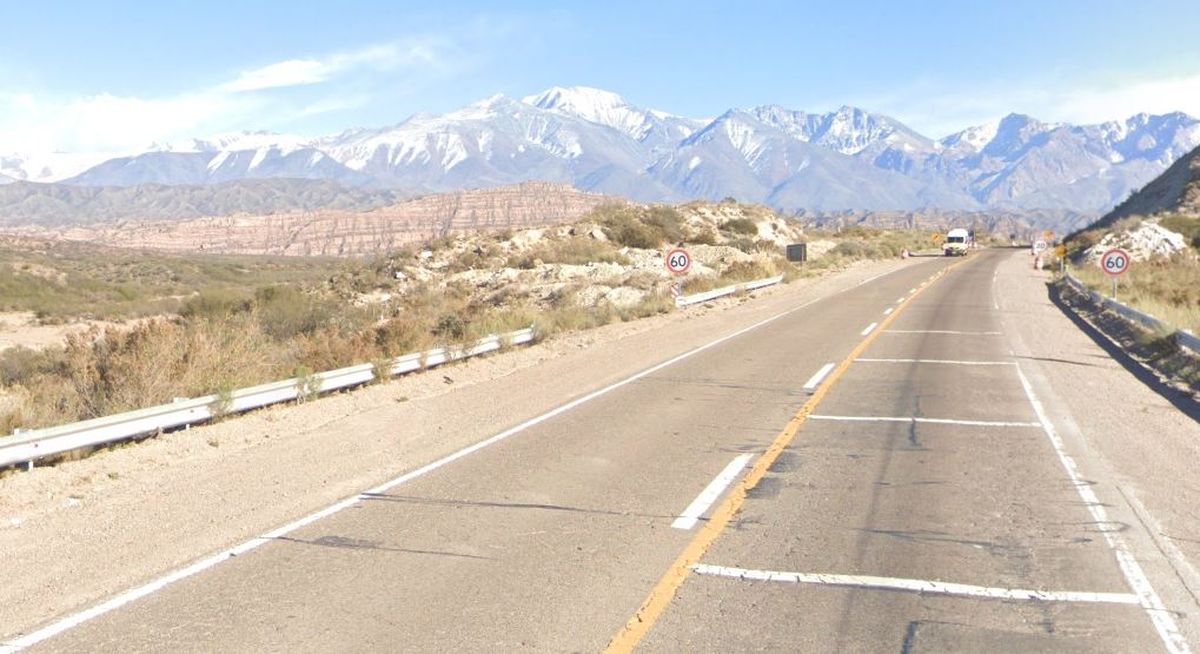 Accidentes en Mendoza :el siniestro ocurrió en la Ruta 7 en el paraje Agua de las avispas. Foto ilustrativa.