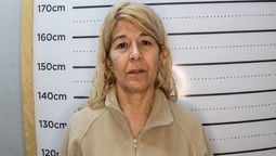 Claudia Sgró en el prontuarios del Sistema Penitenciario Provincial. Cumple condena firme por fraude con fondos de la Municipalidad de Guaymallén. Claudia Sgró en el prontuarios del Sistema Penitenciario Provincial. Cumple condena firme por fraude con fondos de la Municipalidad de Guaymallén.