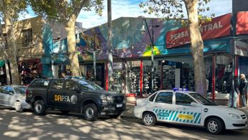 Megaoperativo en el persa: 21 detenidos por una causa de contrabando y secuestro de mercadería ilegal Megaoperativo en el persa: 21 detenidos por una causa de contrabando y secuestro de mercadería ilegal