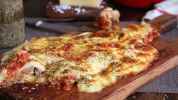 Matambre a la pizza, una de las recetas irresistibles de la gastronomía argentina.