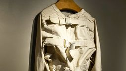 Qué significa y cuál es el origen de la frase: Meterse en camisa de once varas Qué significa y cuál es el origen de la frase: Meterse en camisa de once varas