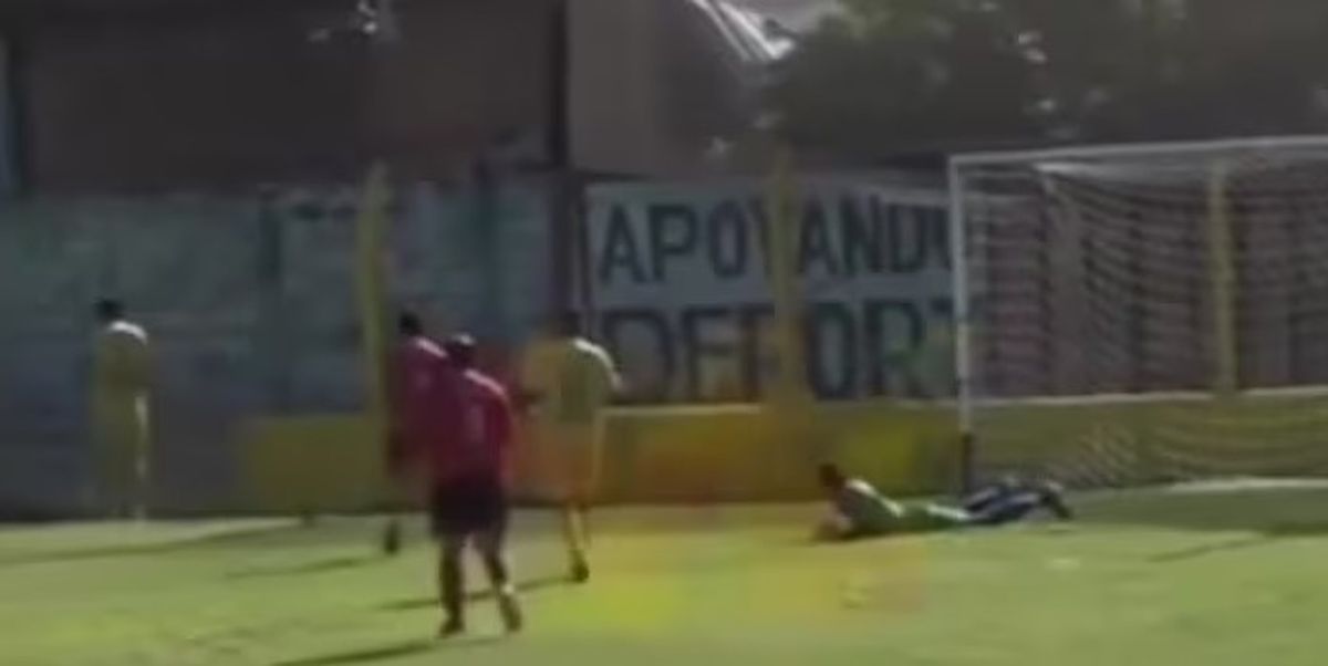 Sus compañeros y rivales fueron a asistirlo cuando impactó contra el muro. Sus compañeros y rivales fueron a asistirlo cuando impactó contra el muro.