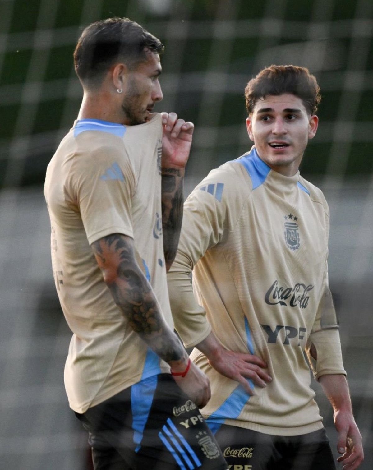 Leandro Paredes se encuentra entrenando con la Selección argentina luego de tener pocos minutos en la Roma. Leandro Paredes se encuentra entrenando con la Selección argentina luego de tener pocos minutos en la Roma.