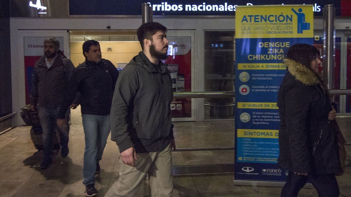Los hijos de Báez llegaron a Buenos Aires y compartieron el vuelo con Máximo Kirchner