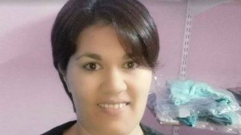 Un boxeador asesinó de 20 puñaladas a su pareja mientras dormía