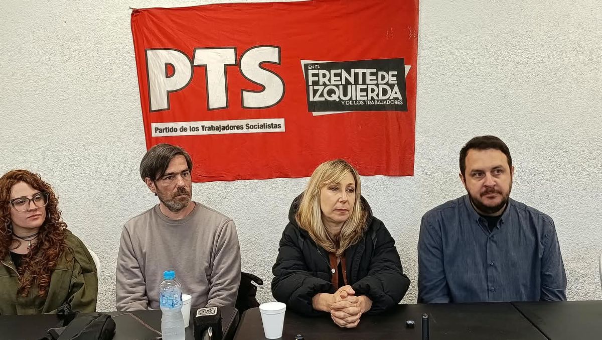 Los legisladores nacionales Miriam Bregman y Nicolás del Caño hicieron pie en Mendoza este fin de semana. Los acompañan Lautaro Jiménez y Micaela Blanco Minoli. Foto: Cristian Morón. Los legisladores nacionales Miriam Bregman y Nicolás del Caño hicieron pie en Mendoza este fin de semana. Los acompañan Lautaro Jiménez y Micaela Blanco Minoli. Foto: Cristian Morón.