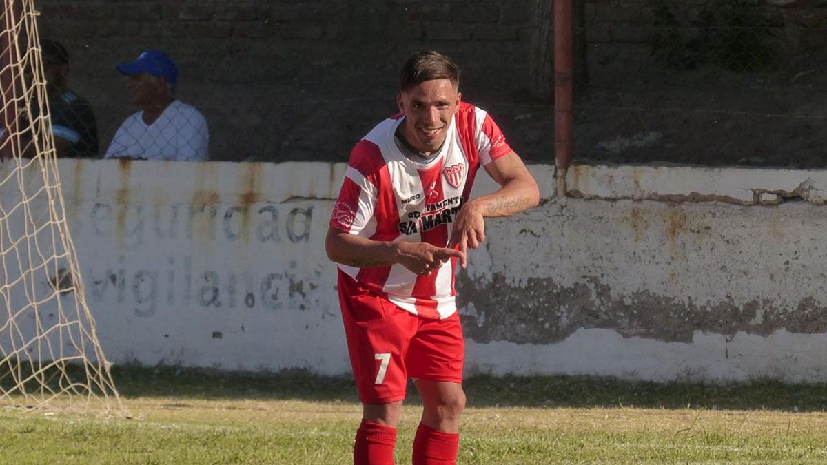 Matías Navarro, uno de las figuras de este San Martín que sueña con el ascenso.