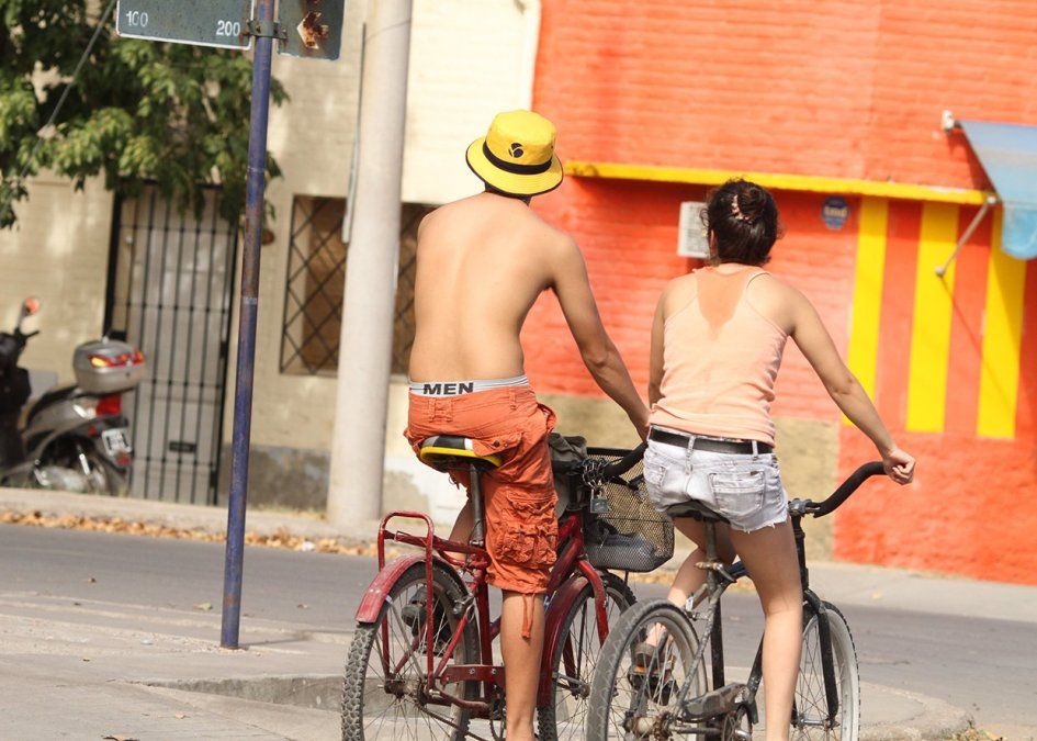 Los próximos tres meses serán más calurosos de lo normal en el Sur