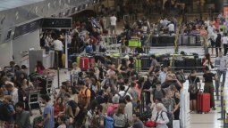 Coronavirus: Cómo son los controles a los pasajeros que llegan en vuelos desde Italia