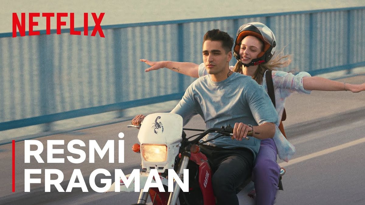 Netflix tiene un amplio y variado catálogo de series y películas turcas, como por ejemplo esta excelente historia de amor llamada, Ovni. Pek Filiz Yazc y Mert Ramazan Demir, son los grandes actores turcos que te harán volver a creer en el amor. Netflix tiene un amplio y variado catálogo de series y películas turcas, como por ejemplo esta excelente historia de amor llamada, Ovni. Pek Filiz Yazc y Mert Ramazan Demir, son los grandes actores turcos que te harán volver a creer en el amor.