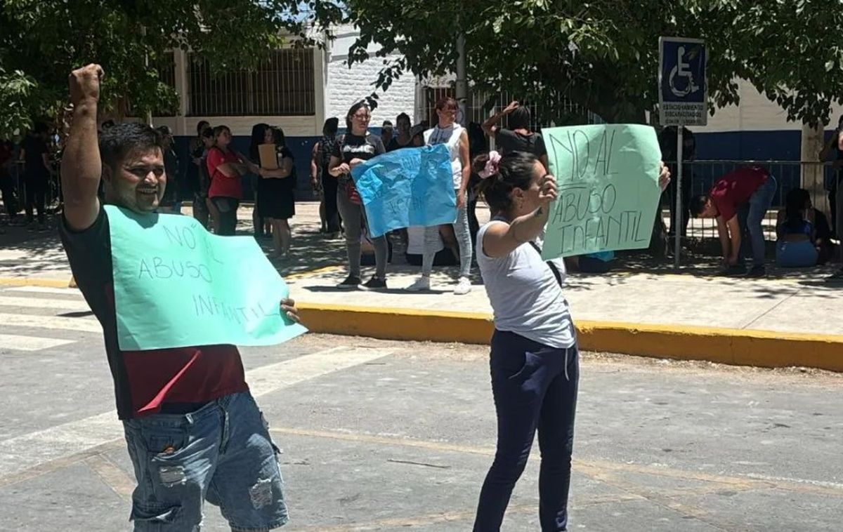 Por el presunto abuso sexual en una escuela de Corralitos dio negativa la rueda de reconocimiento
