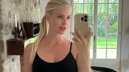 La mujer de Maxi López regresó a Suiza y ¿confirmó la crisis?
