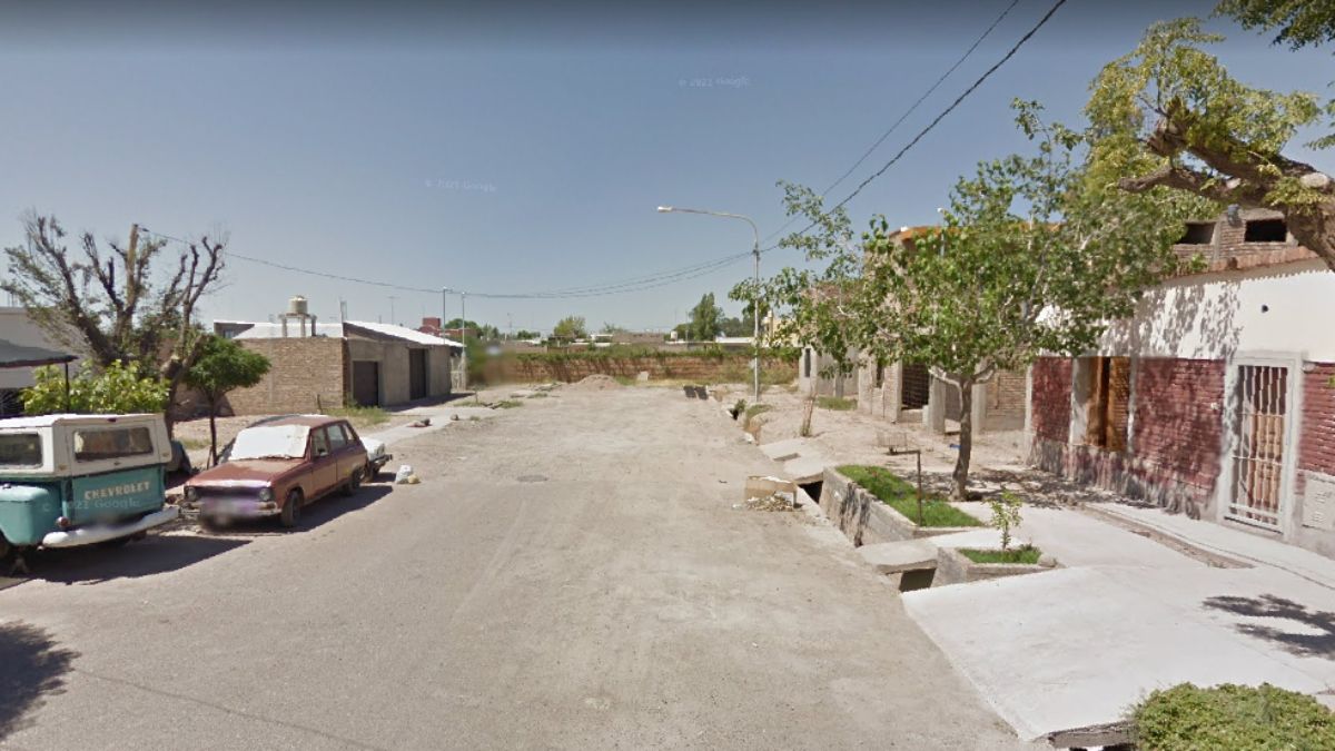 En esta cuadra de la calle Chile, fue donde se produjo el incendio en Maipú, que afectó a la propiedad ubicada en el 148, aunque también sufrieron daños los vecinos del 136.&nbsp;