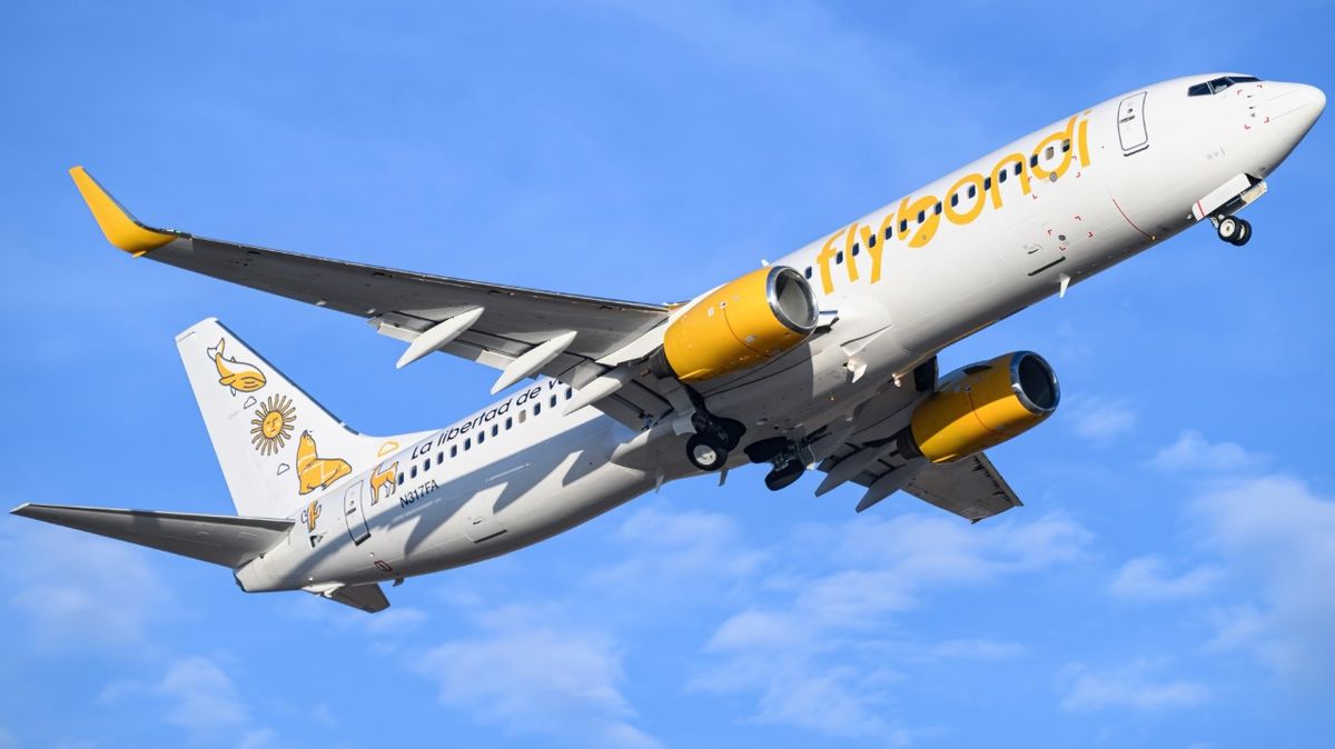 Pánico en Flybondi. Momentos de tensión se vivieron en Ezeiza cuando un pasajero gritó bomba.