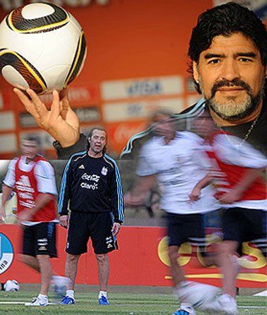 Batista convocó más jugadores que Maradona