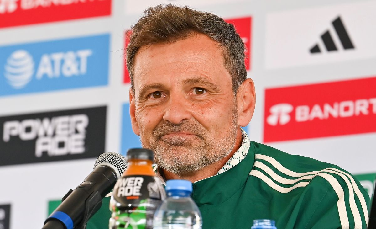 Diego Cocca, feliz, en su presentación como DT de México