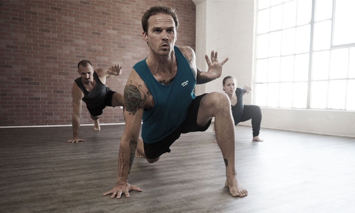 Los beneficios del animal flow y cómo realizar este tipo de ejercicio