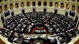 Diputados mendocinos en el Congreso entregaron más de $500 mil en subsidios