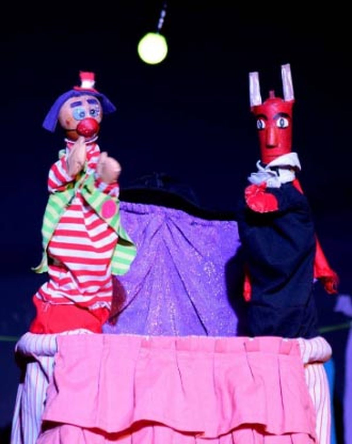 El Festival de Títeres Rayün comprende muchas funciones y actividades en diferentes escenarios El Festival de Títeres Rayün comprende muchas funciones y actividades en diferentes escenarios