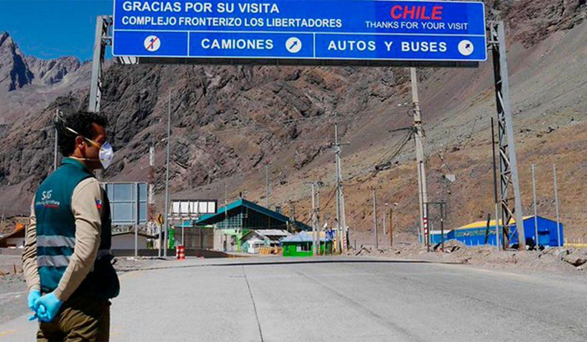 Las autoridades migratorias de Argentina y Chile decidieron levantar las restricciones sanitarias y reabrir los pasos fronterizos. En la zona