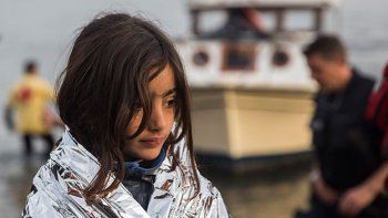 Al menos nueve personas murieron al volcar un bote migrante en la costa griega