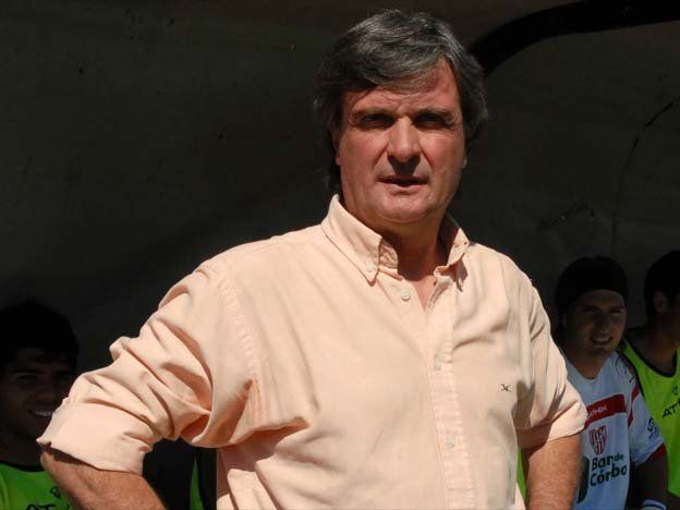 La T tiene nuevo entrenador