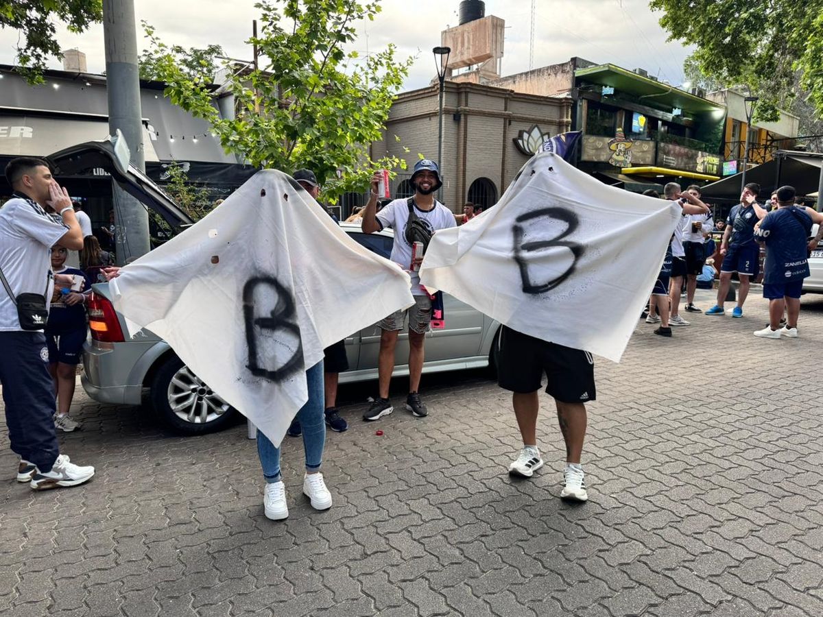 Los fantasmas de la B se hicieron presentes en el festejo de Independiente Rivadavia.