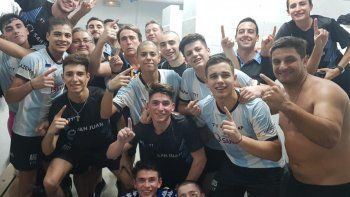 Con dos mendocinos, el seleccionado sub 19 de hockey sobre patines tuvo un debut soñado