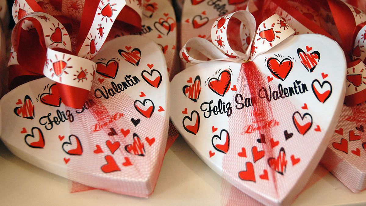 Una nueva campaña de promoción con importantes descuentos por el Día de los Enamorados se realiza en el centro mendocino.