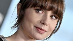 La actriz Lilly Collins interpreta a Ellen en la película Hasta el hueso, de Netflix.