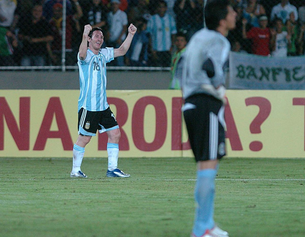 El árbitro chileno que reveló haber ayudado a Lionel Messi en una Copa América El árbitro chileno que reveló haber ayudado a Lionel Messi en una Copa América