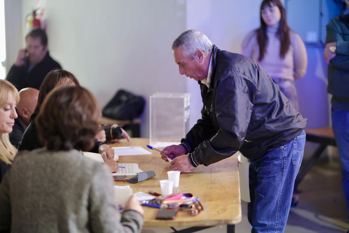 La audiencia pública y vinculante se desarrolló durante la tarde de este martes.