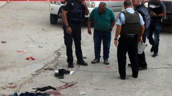 Un palestino apuñaló a dos policías en Jerusalén
